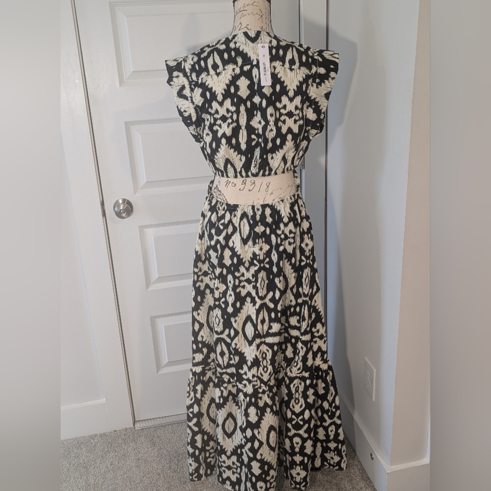 Steve Madden Black & Ivory Tie-Front Maxi Dress Size L - Picture 3 of 10
